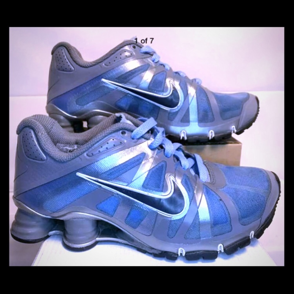 Nike Shox Size 5.5 Gray/Blue